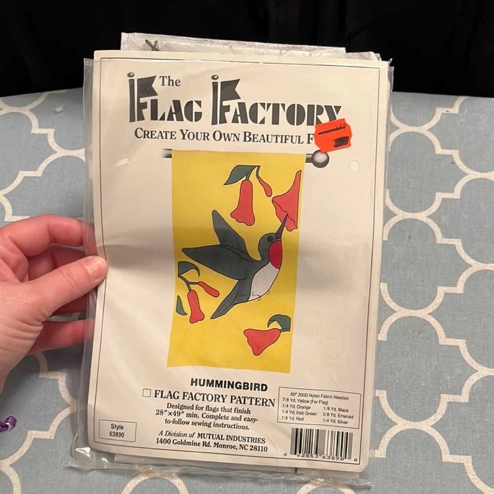 Flower & Hummingbird Sewing Flag Pattern